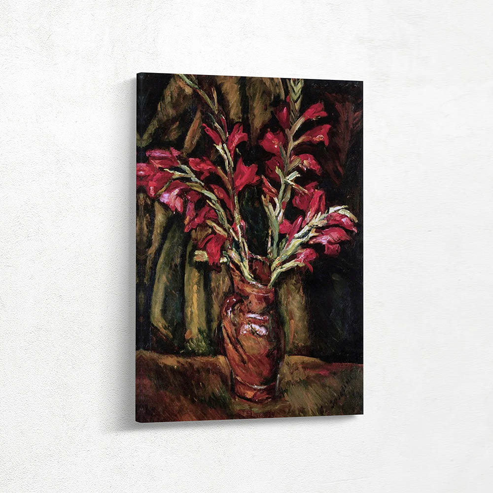 Red gladioli in a vase