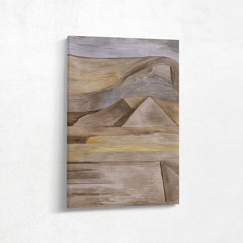 Pyramids (Pyramiden)