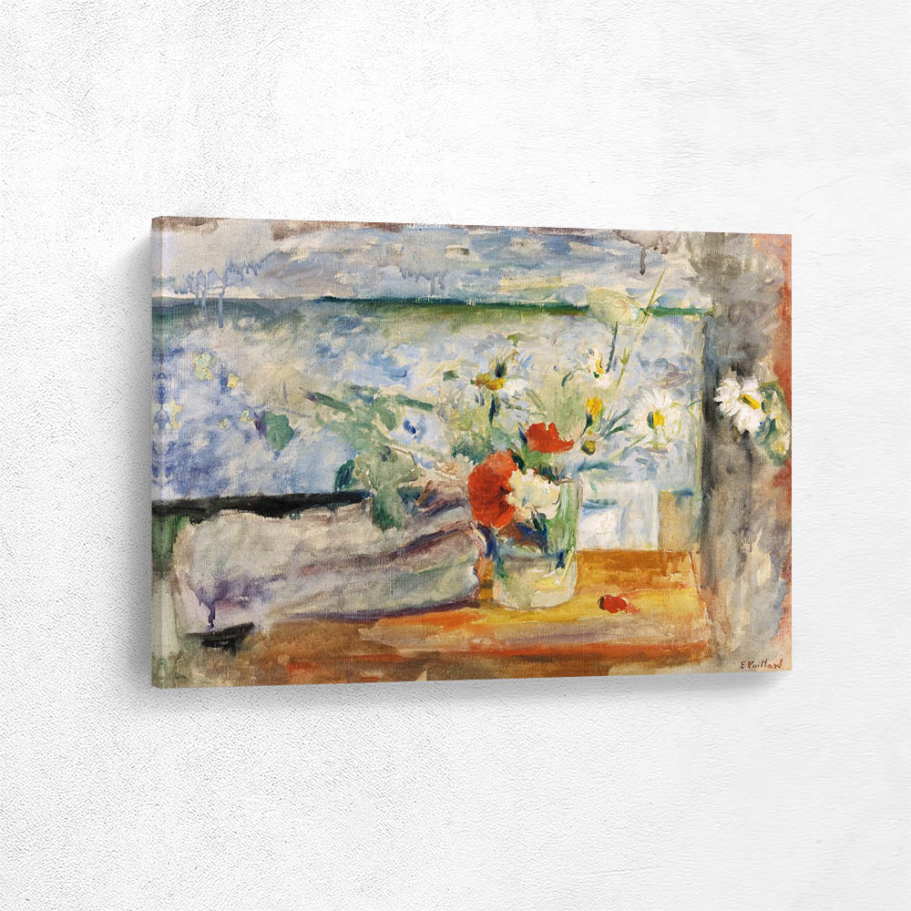 Bouquet of daisies and poppies